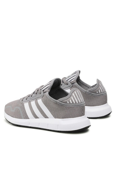 adidas Обувки - Mera.bg