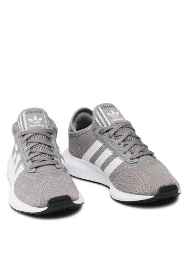 adidas Обувки - Mera.bg