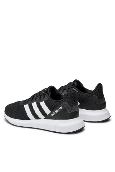 adidas Обувки - Mera.bg