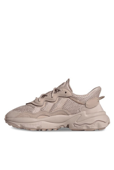 adidas Обувки OZWEEGO Shoes HQ1621 Кафяв - Mera.bg