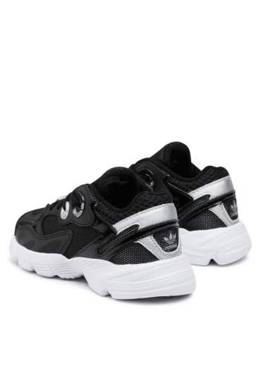 adidas Обувки Astir C GY6658 Cblack/Cblack/Ftwwht - Mera.bg