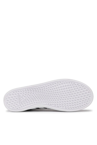 adidas Сникърси Bravada 2.0 Lifestyle Skateboarding Canvas Mid-Cut Shoes HP7975 Черен - Mera.bg