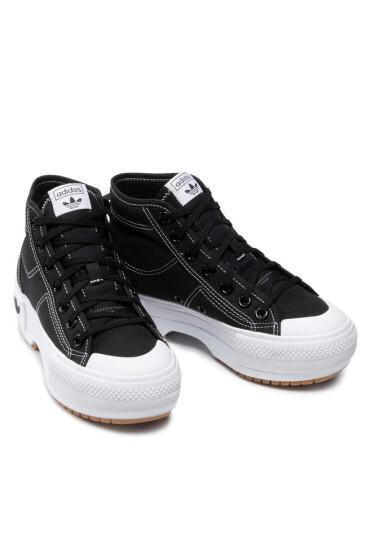 adidas Сникърси Nizza Trek W GZ8857 Черен - Mera.bg