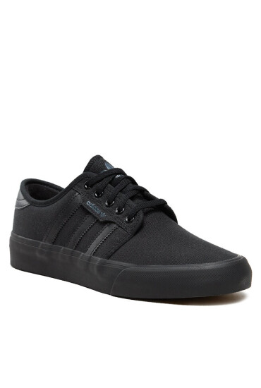adidas Сникърси Seeley XT Shoes GZ8570 Черен - Mera.bg