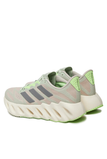 adidas Маратонки за бягане Switch Fwd W ID2646 Сив - Mera.bg