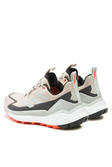 adidas Туристически Terrex Free Hiker 2.0 Low GORE-TEX Hiking Shoes IG3202 Бежов - Mera.bg