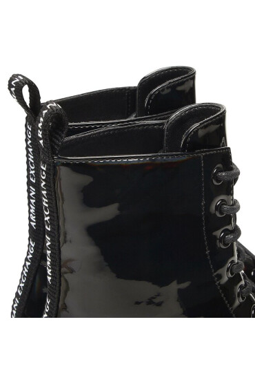 Armani Exchange Боти DM007 XV638 S266 Irio Black - Mera.bg