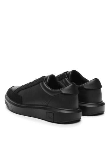 Armani Exchange Сникърси XUX177 XV762 K001 Черен - Mera.bg
