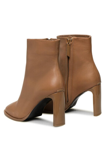 Calvin Klein Боти Curved Stil Ankle Boot 80 HW0HW01541 Safari Canvas RBC - Mera.bg