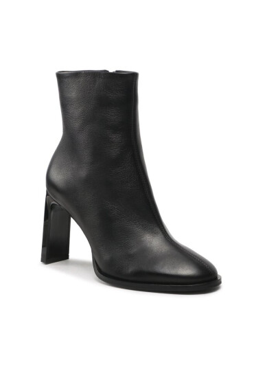 Calvin Klein Боти Curved Stil Ankle Boot 80 HW0HW01240 Ck Black BAX - Mera.bg