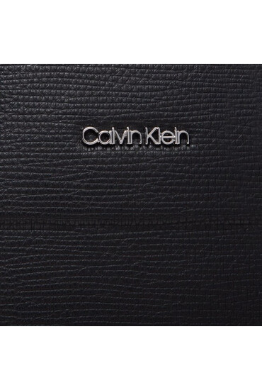 Calvin Klein Чанта за лаптоп Minimalism SlimLaptop Bag K50K509557 BAX - Mera.bg