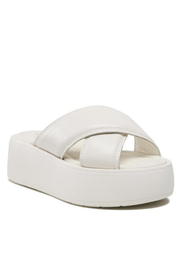 Calvin Klein Чехли Bubble Slide HW0HW01469 Marshmallow YBJ - Mera.bg