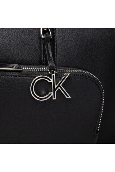 Calvin Klein Дамска чанта - Mera.bg