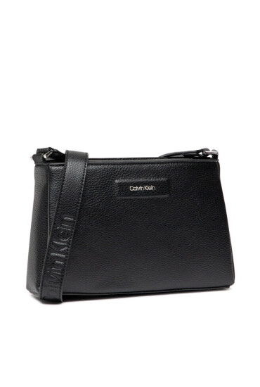 Calvin Klein Дамска чанта Dressed Small Flap Crossbody K60K609692 Черен - Mera.bg