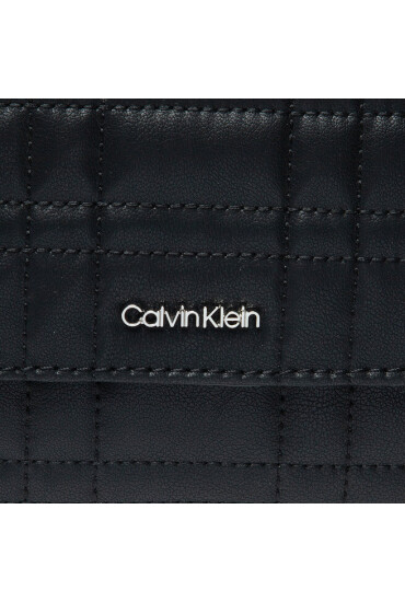 Calvin Klein Дамска чанта - Mera.bg