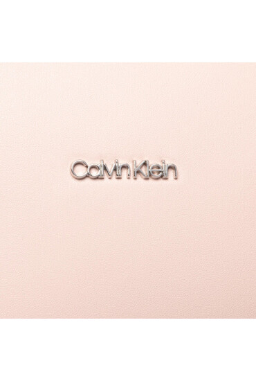 Calvin Klein Дамска чанта - Mera.bg