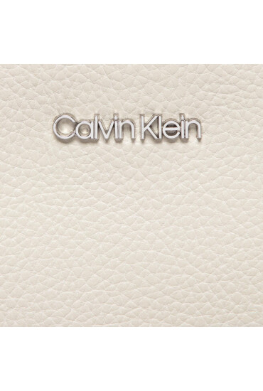 Calvin Klein Дамска чанта - Mera.bg