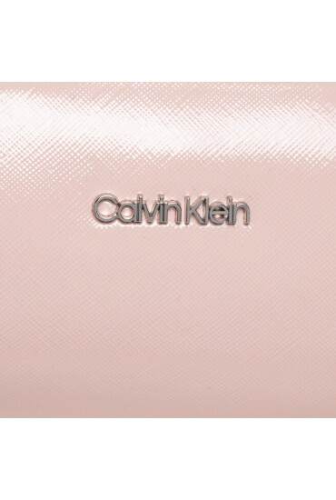 Calvin Klein Дамска чанта - Mera.bg
