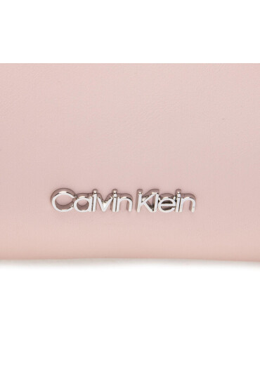 Calvin Klein Дамска чанта - Mera.bg