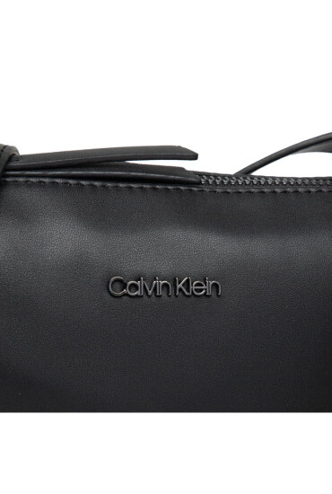 Calvin Klein Дамска чанта Resort Shoulder Bag K60K609113 BAX - Mera.bg