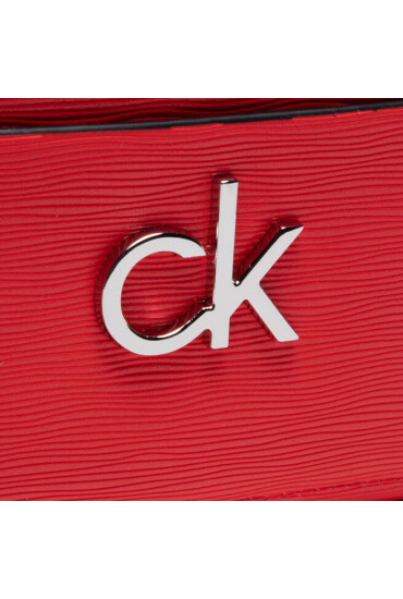 Calvin Klein Дамска чанта - Mera.bg