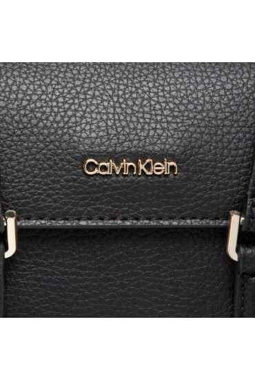 Calvin Klein Дамска чанта - Mera.bg