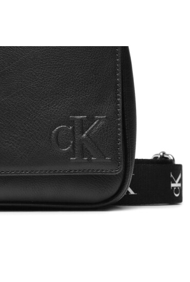 Calvin Klein Дамска чанта Ultralight Ew Flap Conv25 K60K610403 Черен - Mera.bg