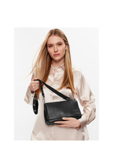 Calvin Klein Дамска чанта Ultralight Ew Flap Conv25 K60K610403 Черен - Mera.bg