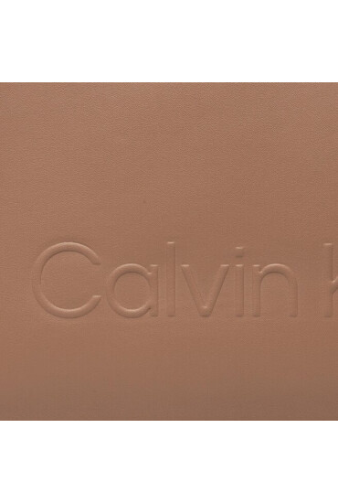 Calvin Klein Дамска чанта - Mera.bg