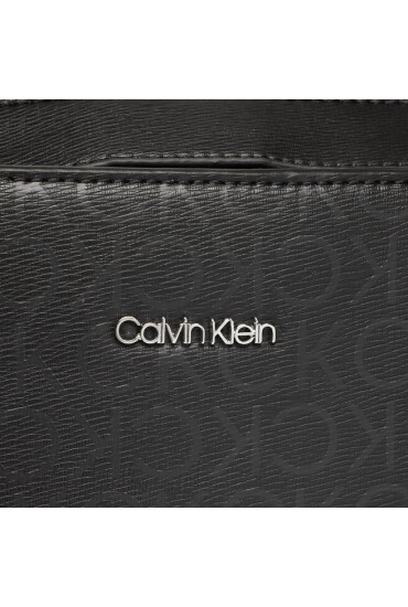 Calvin Klein Дамска чанта - Mera.bg