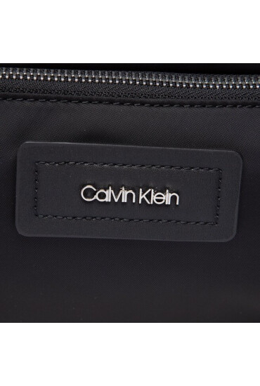 Calvin Klein Дамска чанта Ck Must Nylon Camera Bag K60K609903 Ck Black BAX - Mera.bg