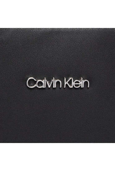 Calvin Klein Дамска чанта - Mera.bg