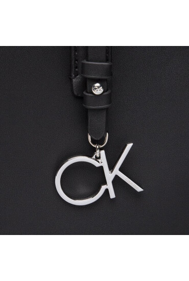 Calvin Klein Дамска чанта - Mera.bg