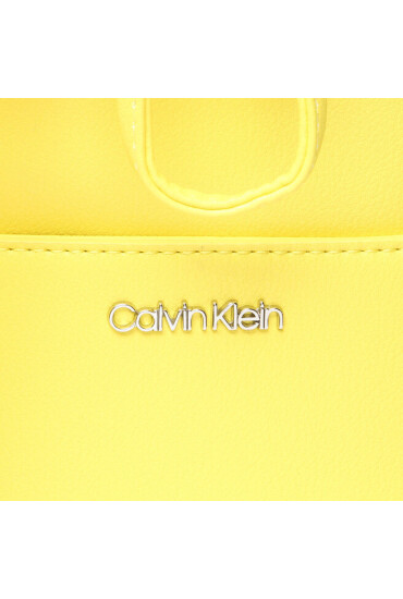 Calvin Klein Дамска чанта - Mera.bg