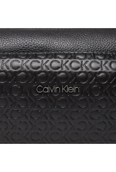 Calvin Klein Дамска чанта - Mera.bg