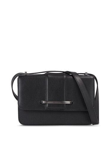 Calvin Klein Дамска чанта Bar Hardware Shoulder Bag K60K611045 Черен - Mera.bg