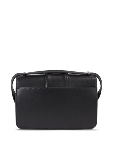 Calvin Klein Дамска чанта Bar Hardware Shoulder Bag K60K611045 Черен - Mera.bg
