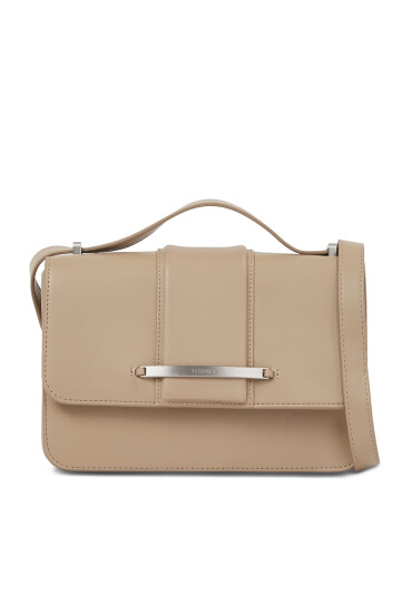 Calvin Klein Дамска чанта Bar Hardware Shoulder Bag K60K611045 Бежов - Mera.bg