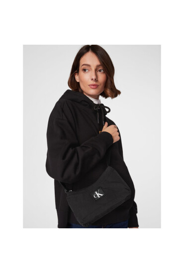 Calvin Klein Дамска чанта City Nylon Shoulder Bagi6 K60K609798 BDS - Mera.bg