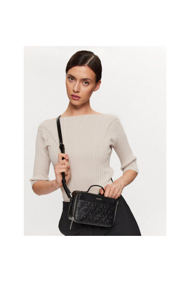 Calvin Klein Дамска чанта Ck Must Camera Bag Sm K60K610741 Черен - Mera.bg