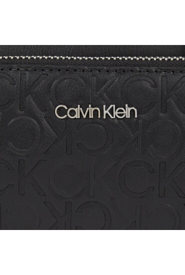 Calvin Klein Дамска чанта Ck Must Camera Bag W/Pckt-Emb Mn K60K611008 Черен - Mera.bg