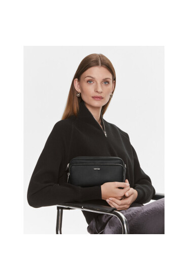 Calvin Klein Дамска чанта Ck Must Camera Bag W/Pckt Lg K60K608410 Черен - Mera.bg