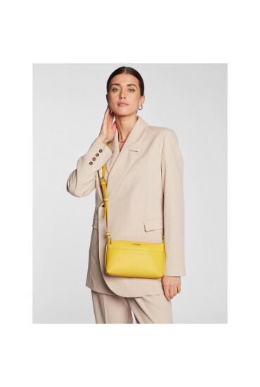 Calvin Klein Дамска чанта Ck Must Crossbody K60K609905 Жълт - Mera.bg