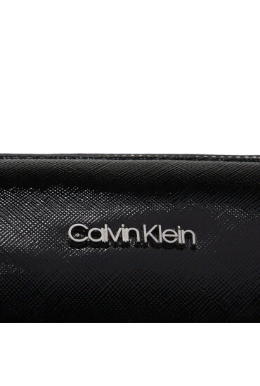 Calvin Klein Дамска чанта Ck Must Cylinder Crossbody Saff K60K609890 Черен - Mera.bg