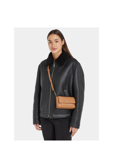 Calvin Klein Дамска чанта Ck Must Mini Bag K60K611320 Кафяв - Mera.bg