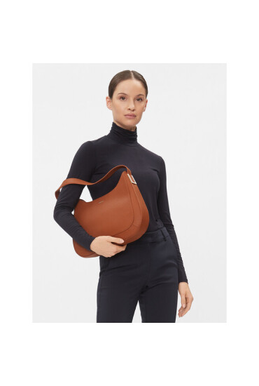Calvin Klein Дамска чанта Ck Must Plus Shoulder Bag Md K60K610447 Кафяв - Mera.bg