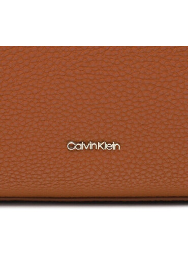 Calvin Klein Дамска чанта Ck Must Plus Tote Lg K60K610448 Кафяв - Mera.bg
