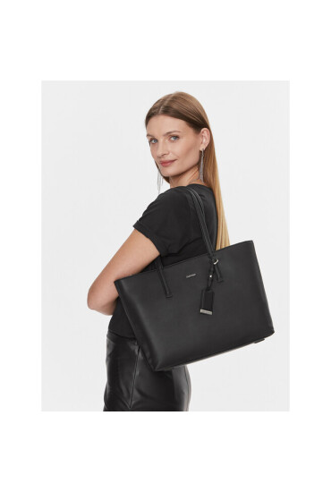 Calvin Klein Дамска чанта Ck Must Shopper Md K60K610736 Черен - Mera.bg