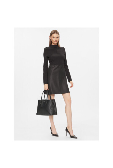 Calvin Klein Дамска чанта Ck Must Tote Md K60K610453 Черен - Mera.bg