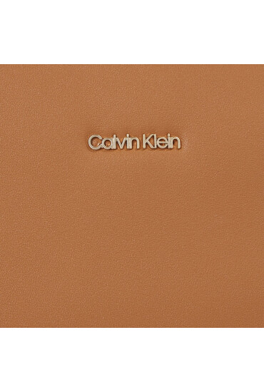 Calvin Klein Дамска чанта Ck Must Xbody Md K60K610927 Кафяв - Mera.bg